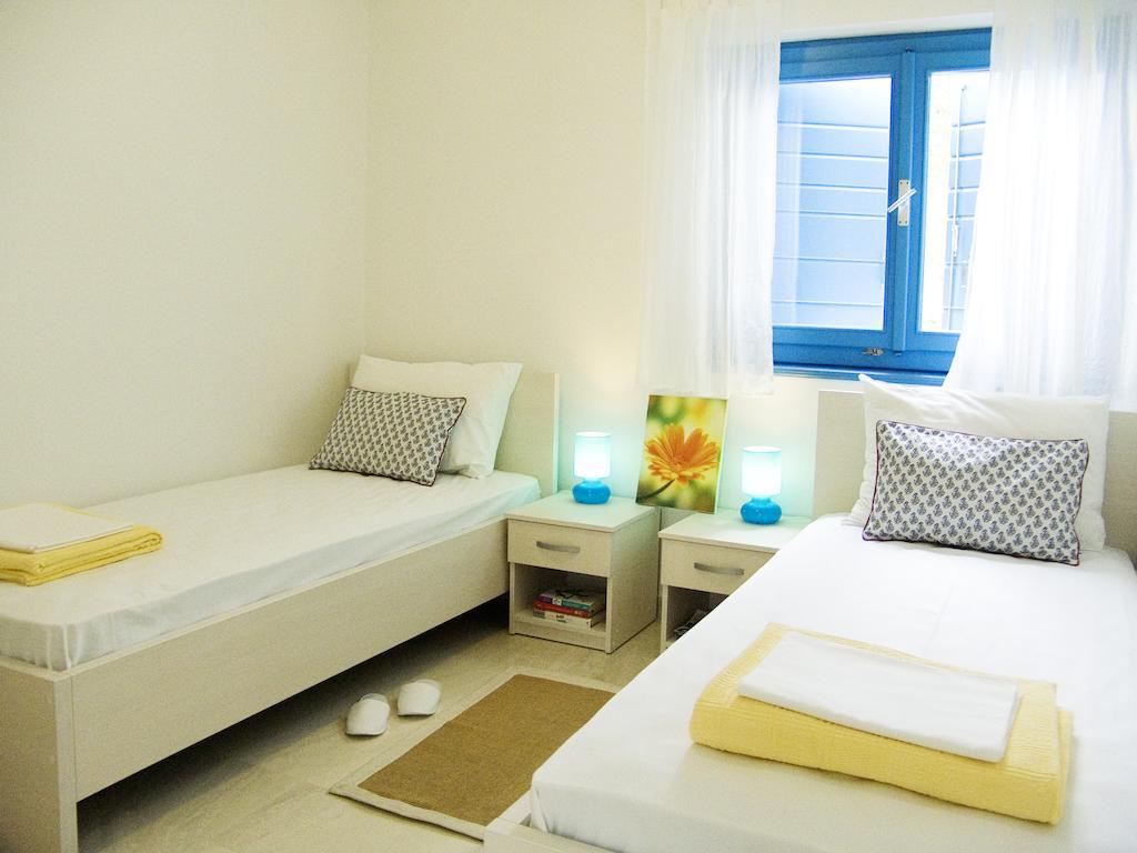 Apartments Villa Pina Vodice Quarto foto